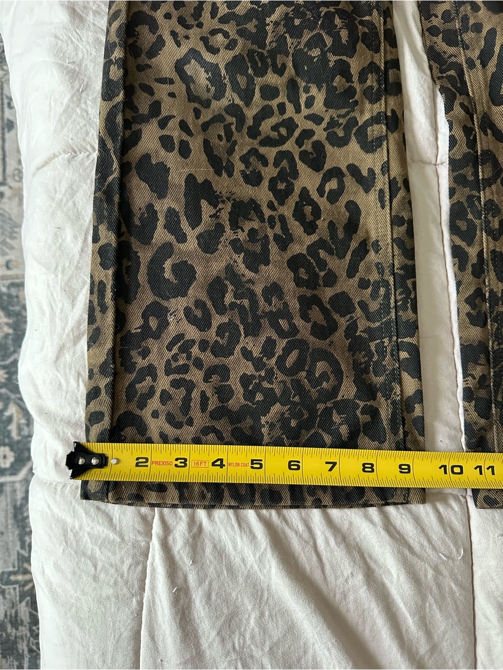 Wide-Leg Leopard Print Women’s Jeans in Olive/Brown XS - Picture 7 of 9